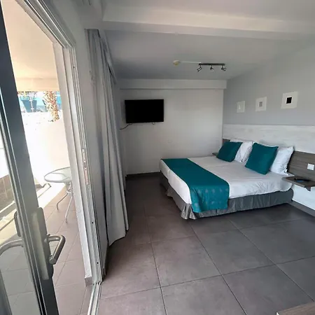 Servatur Castillo De Sol Aparthotel *