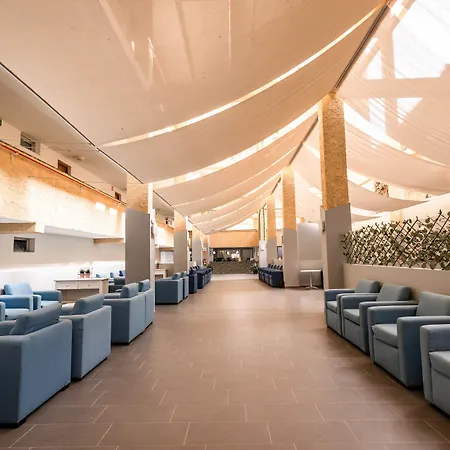 Aparthotel Servatur Castillo De Sol